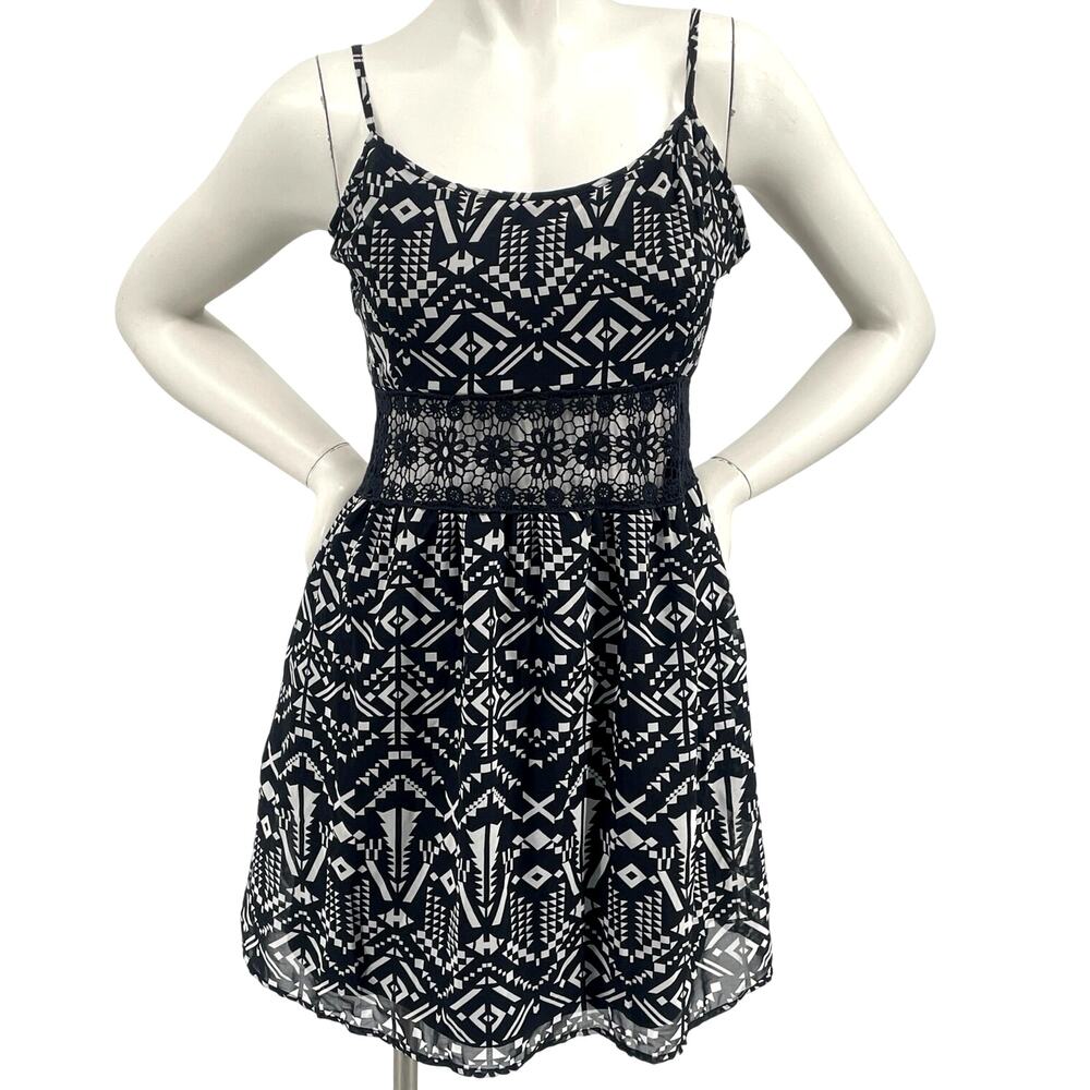 Forever 21 Womens Aztec Tribal Crochet Waist Adj Strap Black White Mini Dress M